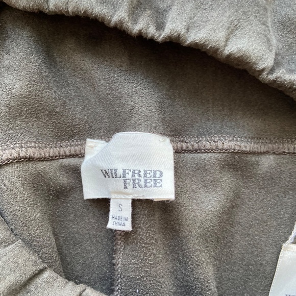 Wilfred Daria Suede Legging - Picture 3 of 6